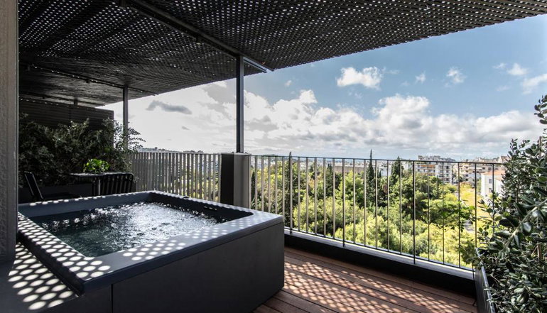 4* The Modernist Athens