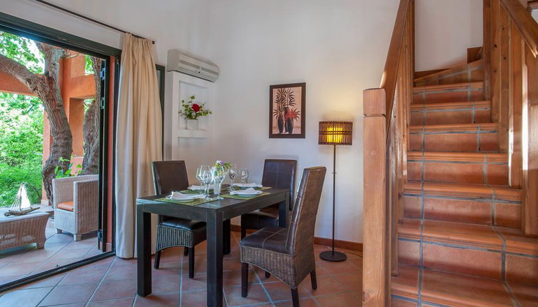 4* The Varos Residences