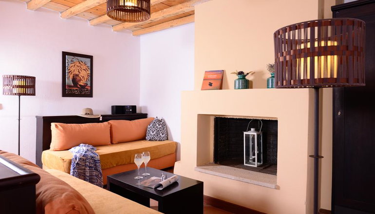 4* The Varos Residences