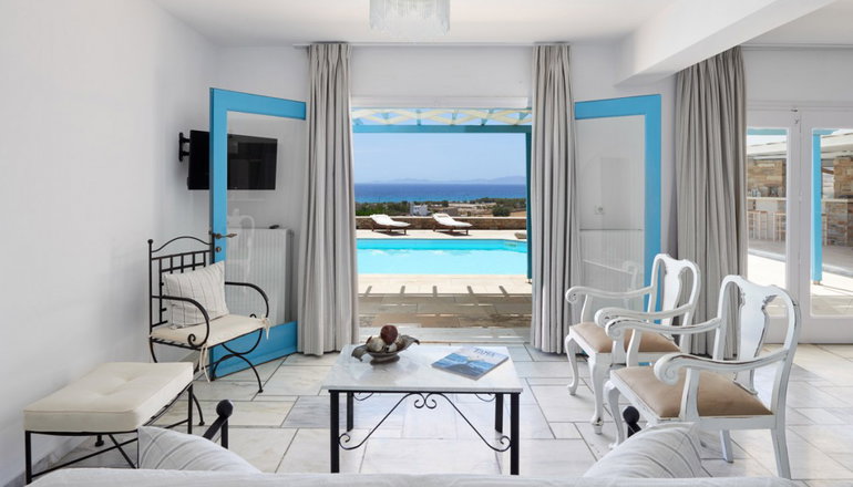 4* Tinos Beach Hotel
