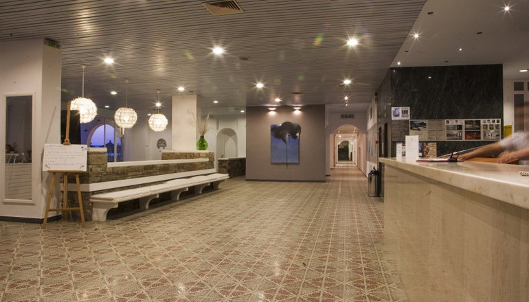 4* Tinos Beach Hotel
