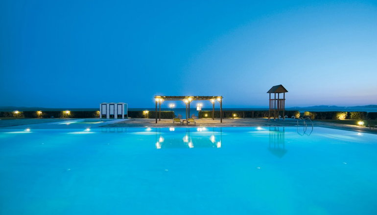 4* Tinos Beach Hotel