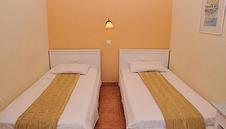 4* Tinos Beach Hotel