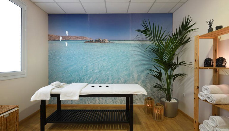 4* Titania Hotel - Αθήνα