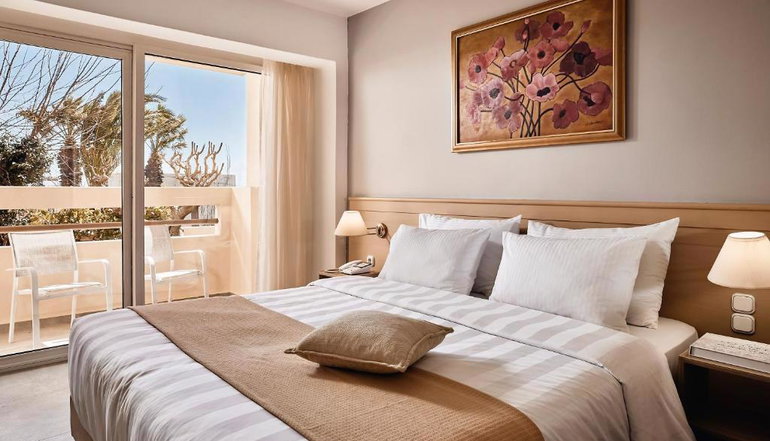 4* Tylissos Beach