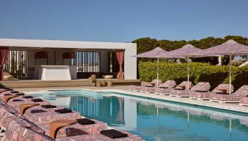 4* Tzanis Resort - Μώλος, Σκύρος