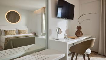 4* Tzanis Resort - Μώλος, Σκύρος