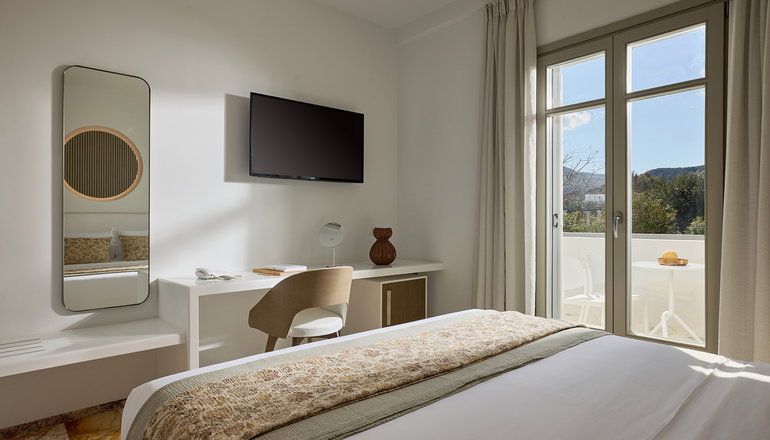 4* Tzanis Resort - Μώλος, Σκύρος
