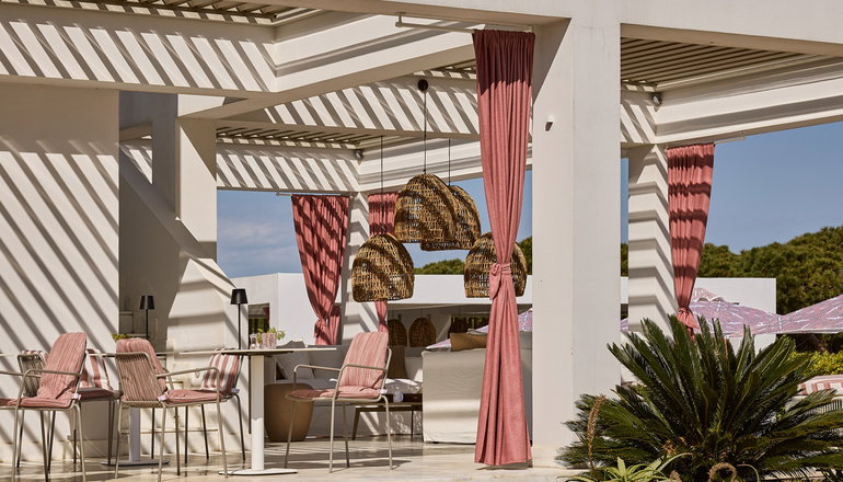 4* Tzanis Resort - Μώλος, Σκύρος