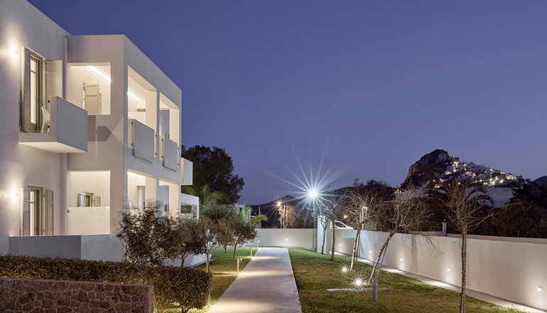 4* Tzanis Resort - Μώλος, Σκύρος