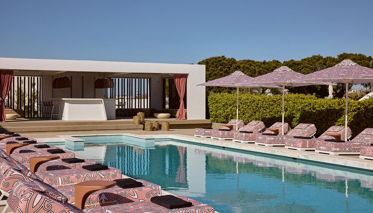 4* Tzanis Resort - Μώλος, Σκύρος