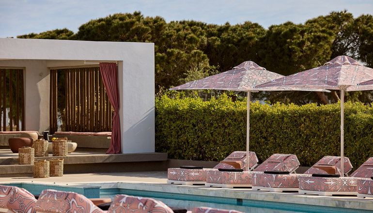 4* Tzanis Resort - Μώλος, Σκύρος