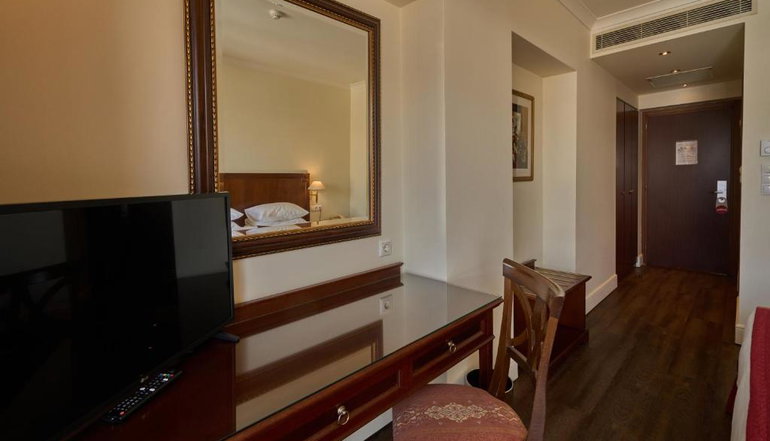 4* Volos Palace Hotel