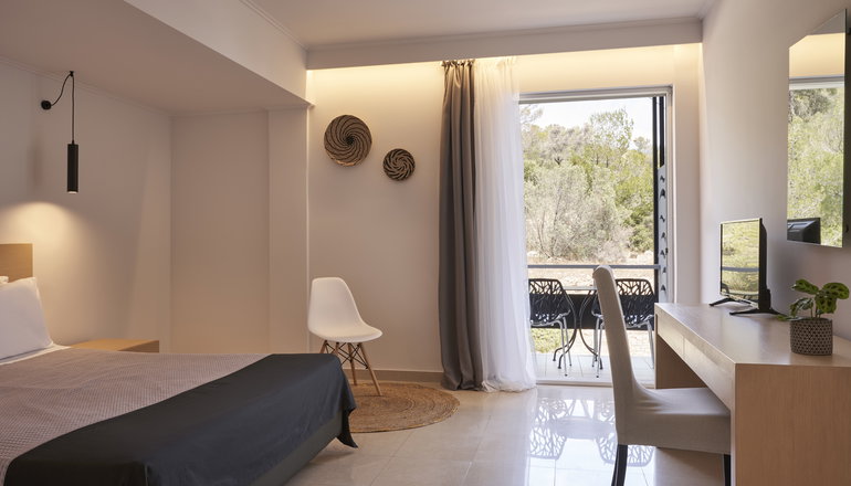 4* Xenia Poros Image - Πόρος