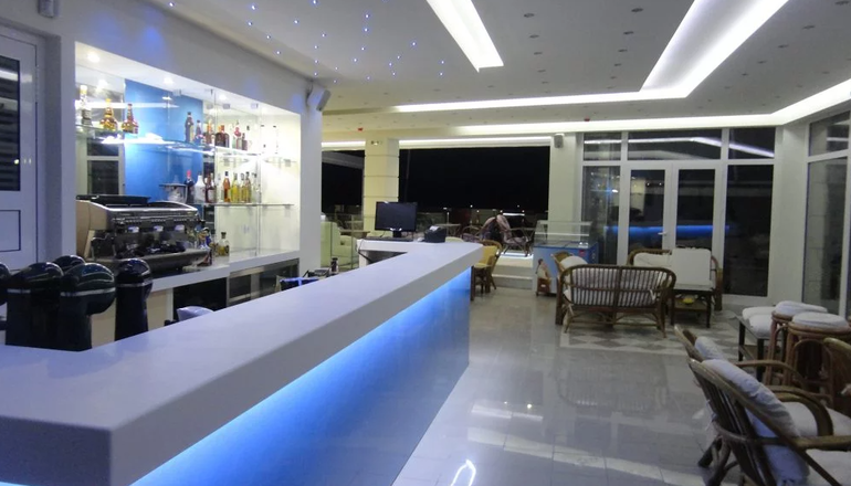 4* Nea Aegli Resort
