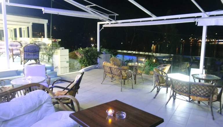 4* Nea Aegli Resort
