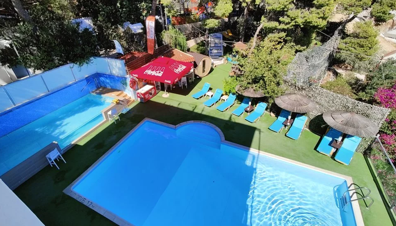 4* Nea Aegli Resort