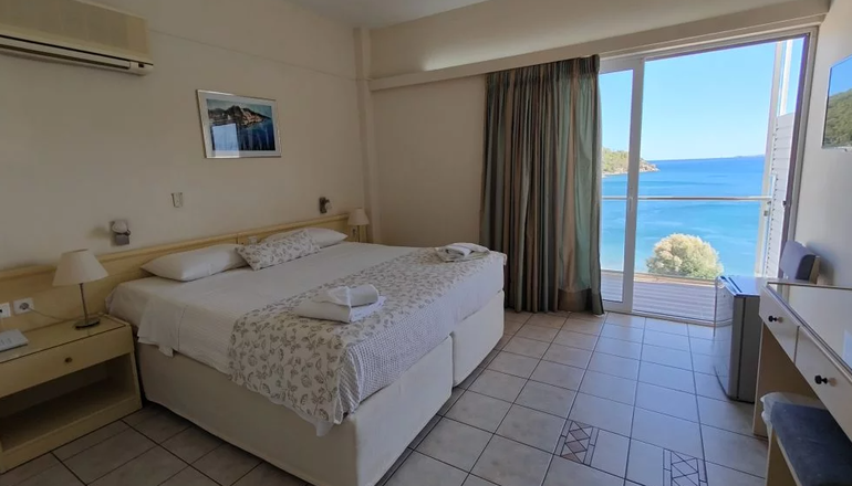 4* Nea Aegli Resort