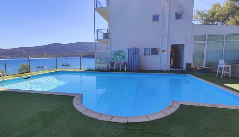 4* Nea Aegli Resort