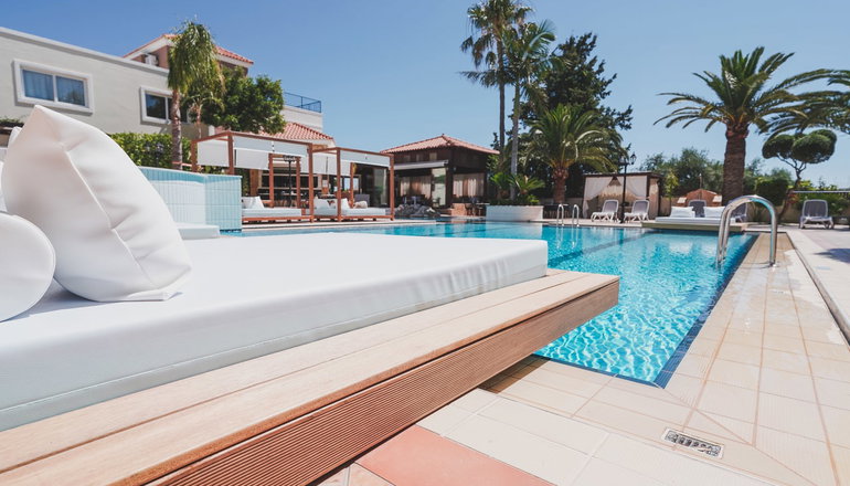 4* Zeus Village Resort