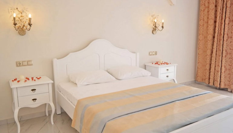 4*Aegean Palace