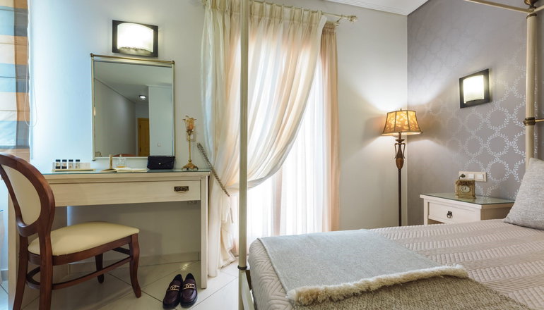 4*Aegean Palace