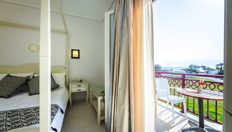 4*Aegean Palace