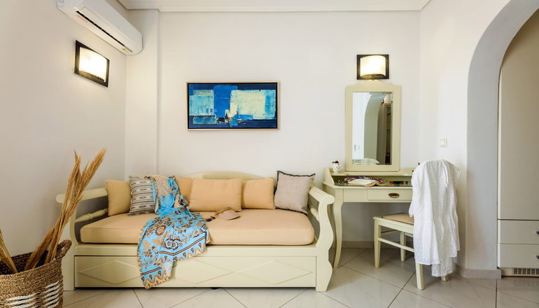 4*Aegean Palace