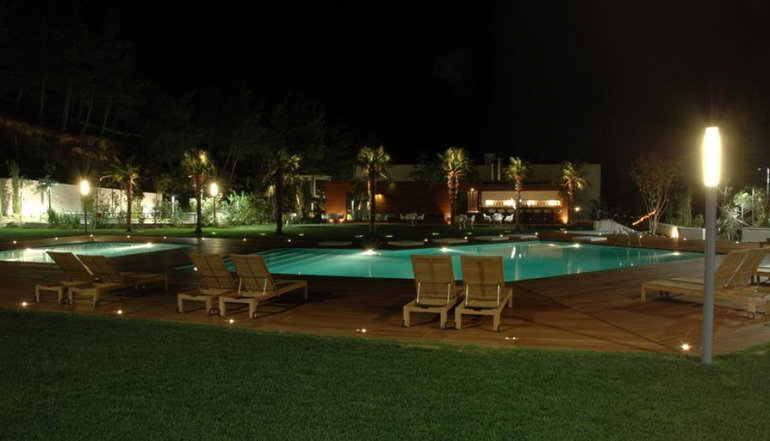 5* 1000 Colors Hotel