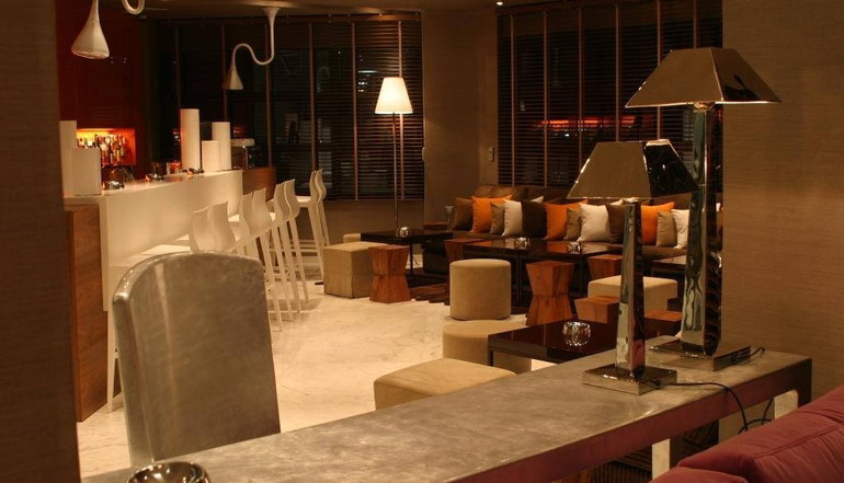 5* 1000 Colors Hotel