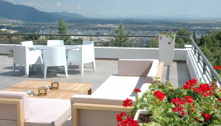 5* 1000 Colors Hotel