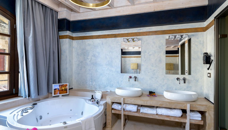 5* 10GR Hotel & Wine Bar - Πόλη, Ρόδος