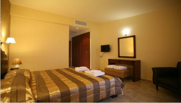 Tesoro Hotel