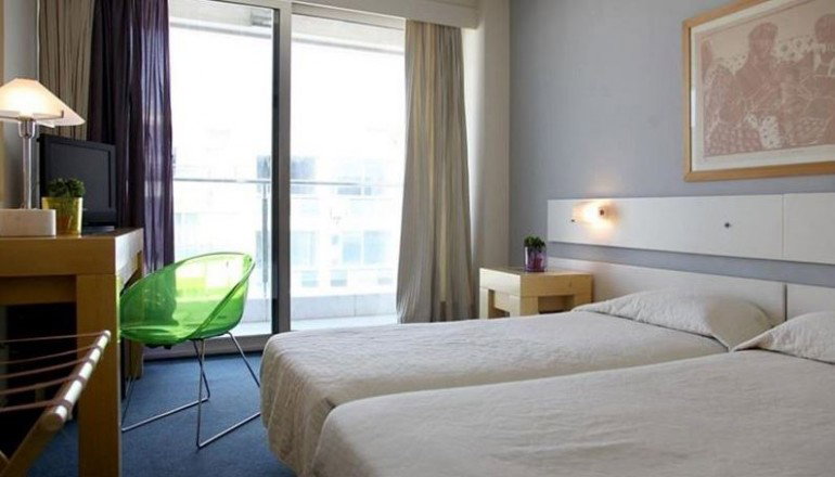 Dorian Inn Hotel