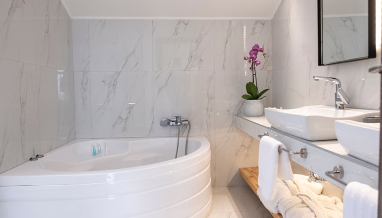 5* Acrotel Athena Pallas