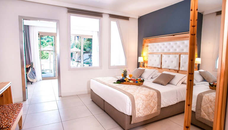 5* Acrotel Athena Pallas
