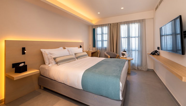 5* Aeifos Boutique Hotel