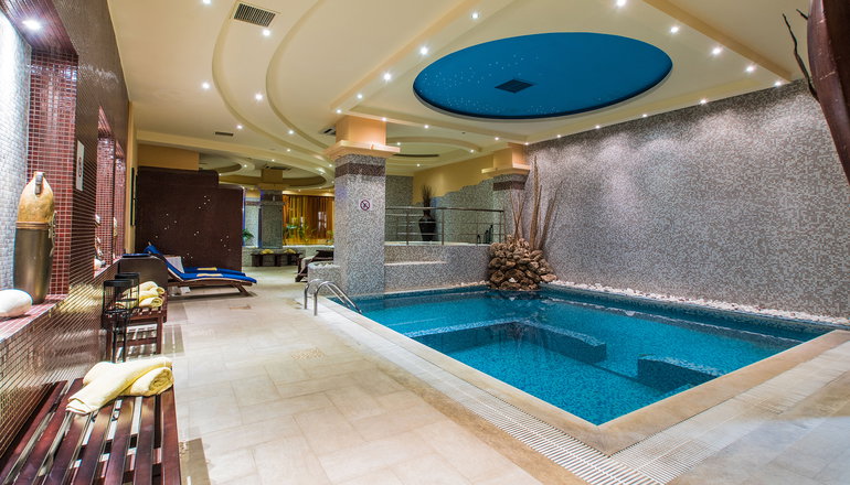 5* Alexandros Palace Hotel & Suites