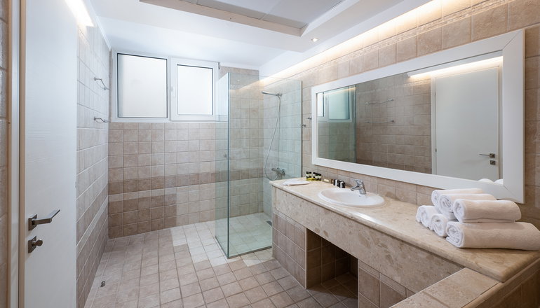 5* Alexandros Palace Hotel & Suites