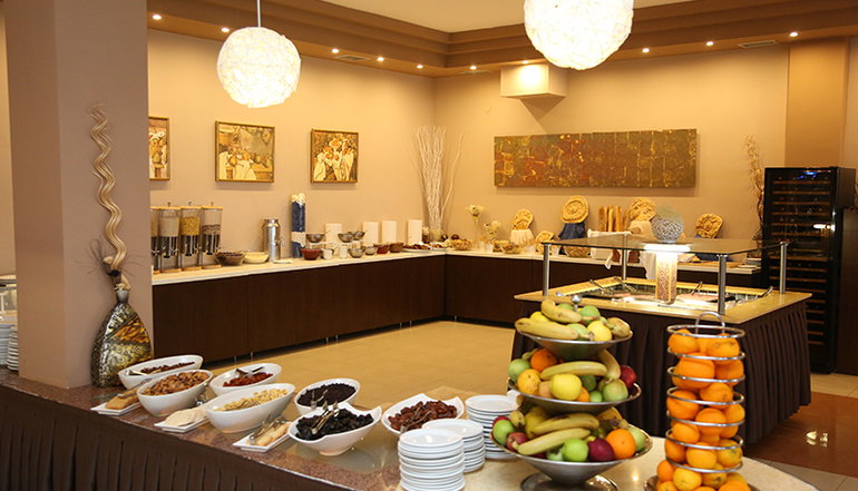 5* Alia Palace
