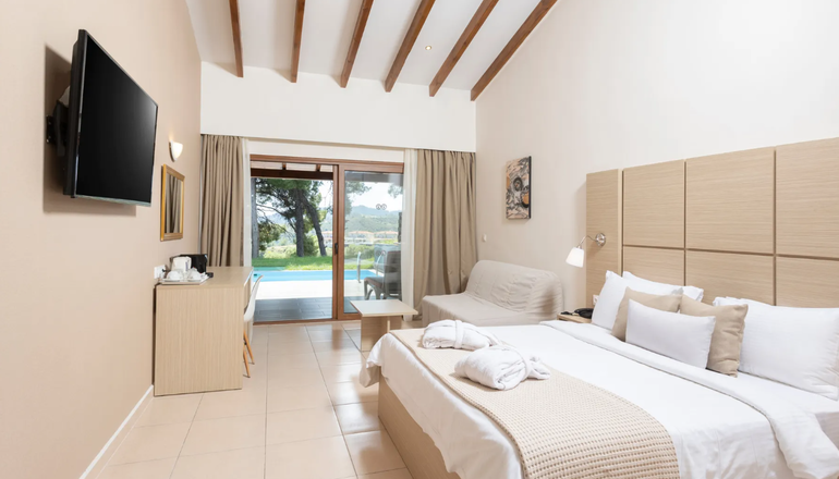 5* Alia Palace