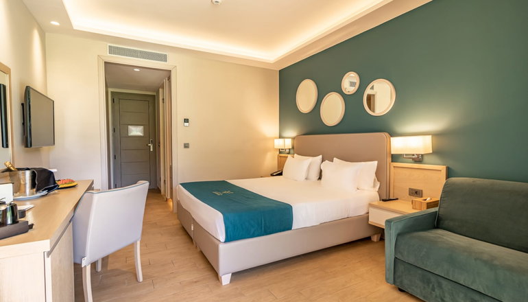 5* Almyros Beach Resort & Spa - Αχαράβη, Κέρκυρα