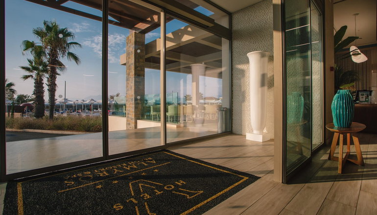 5* Almyros Beach Resort & Spa - Αχαράβη, Κέρκυρα