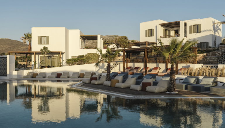 5* Andronis Minois Hotel