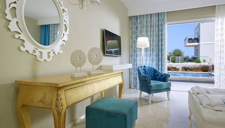 5* Anemos Luxury Grand Resort