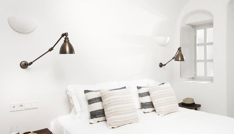 4* Armenaki