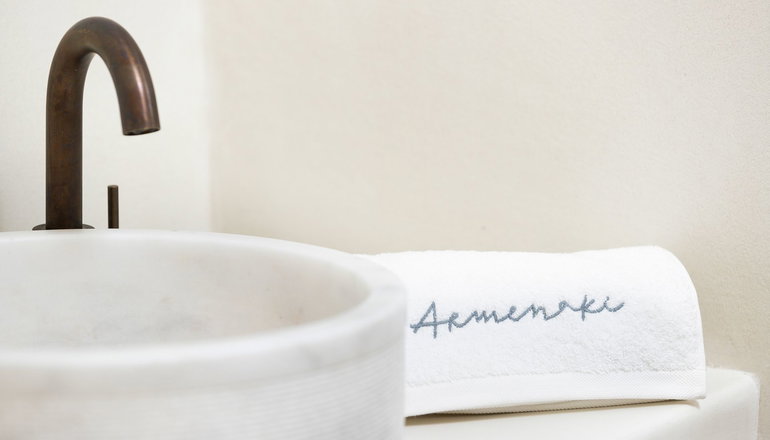 4* Armenaki