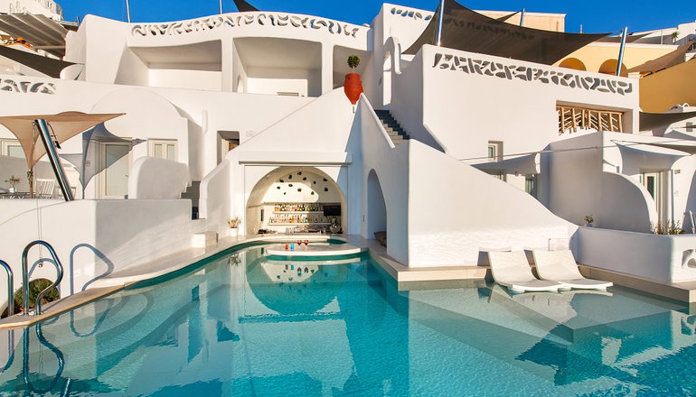 5* Athina Luxury Suites