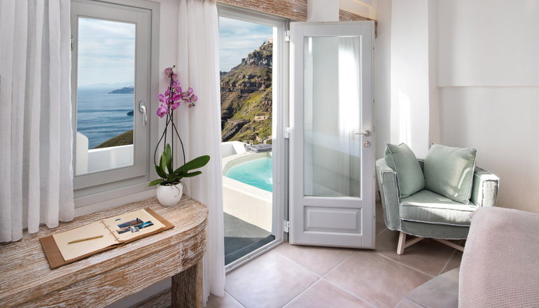5* Athina Luxury Suites