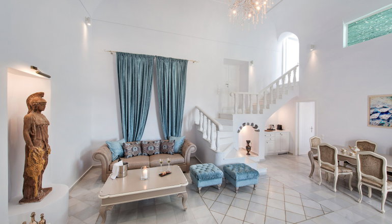 5* Athina Luxury Suites